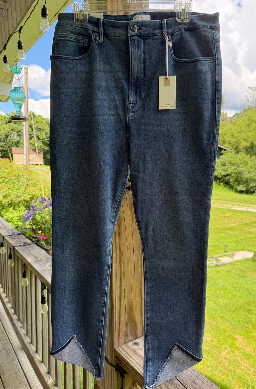 Designer Premium Denim NWT Good American Good Waist Crop Jeans Raw Hem Size 16